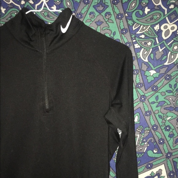 ⭐️ nike drift pullover 1/4 zip ⭐️ - Picture 1 of 2